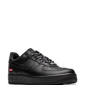 Nike x Supreme Air Force 1 sneakers